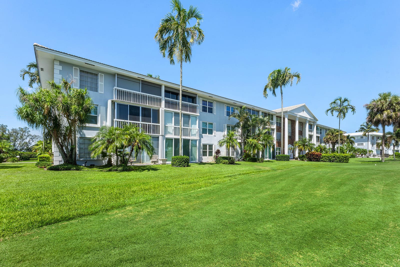 169 Atlantis Boulevard 302, Atlantis, FL 33462 photo 23