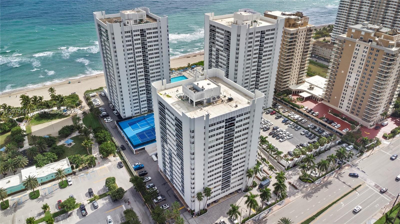 1880 S Ocean Drive TS106 — photo 3
