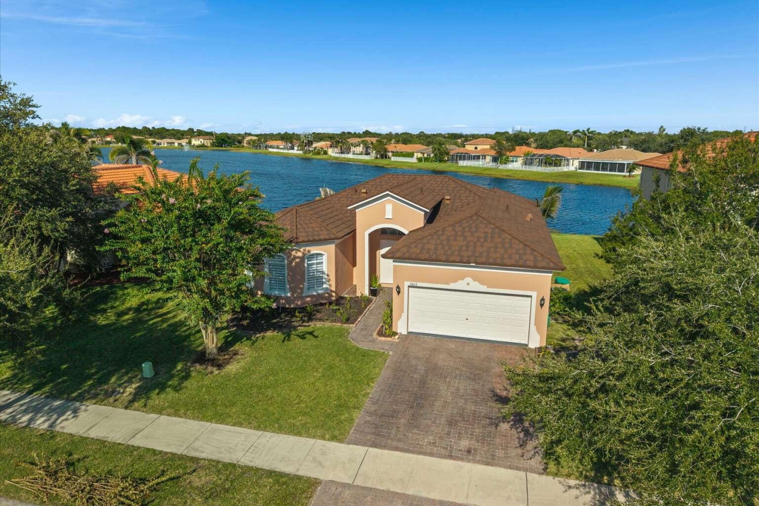 5622 PLACE LAKE Drive — photo 1