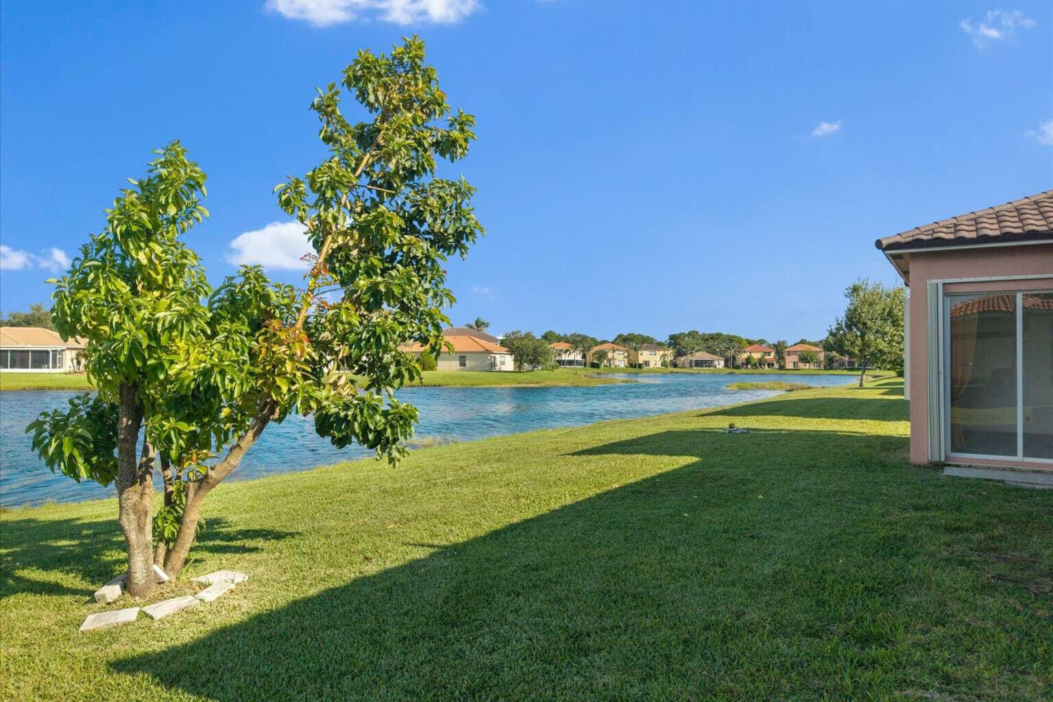 5622 PLACE LAKE Drive, Fort Pierce, FL 34951 photo 17