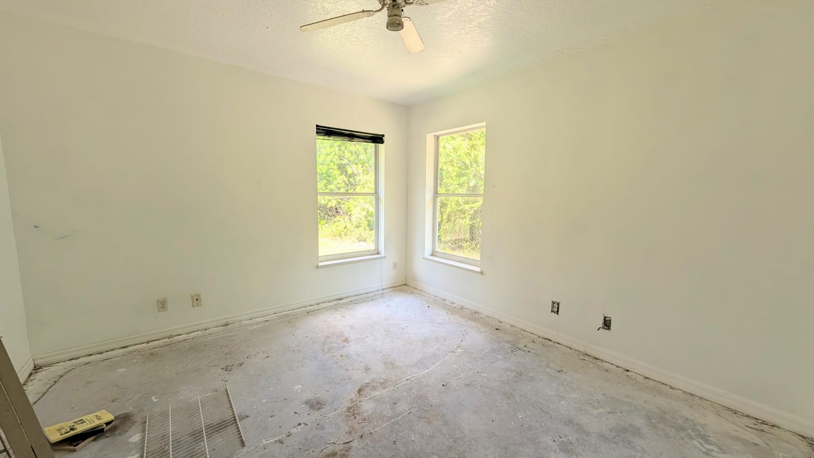 2501 Iroquois Avenue — photo 10