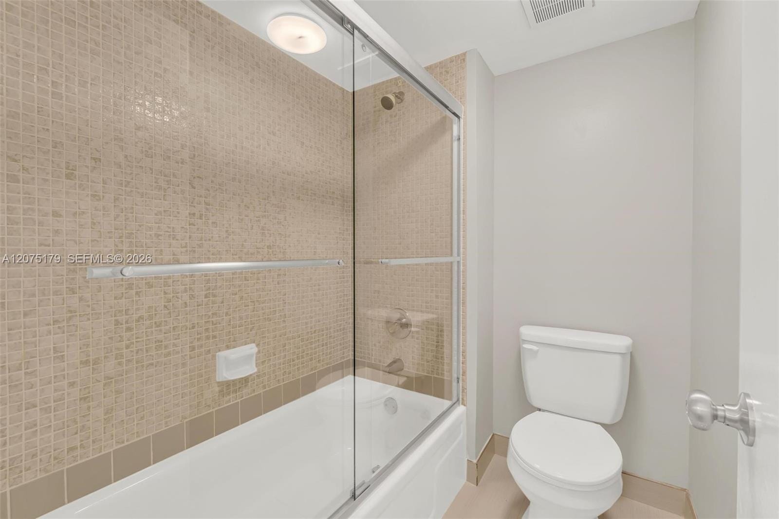 402 Lakeview Drive 201, Weston, FL 33326 photo 16