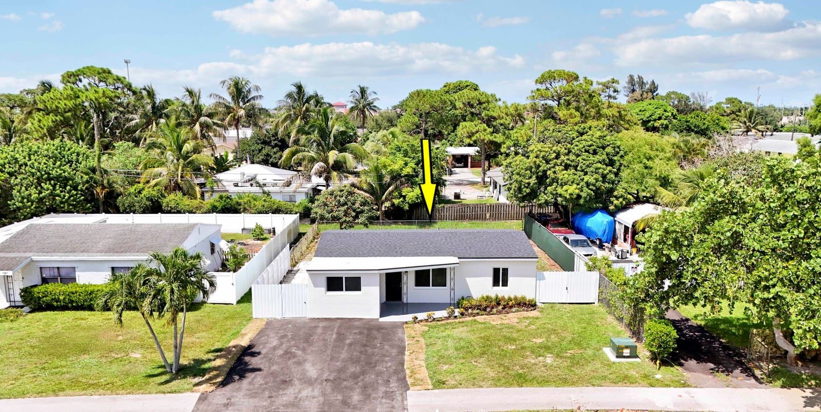 4785 Clinton Boulevard, Lake Worth, FL 33463 photo 3