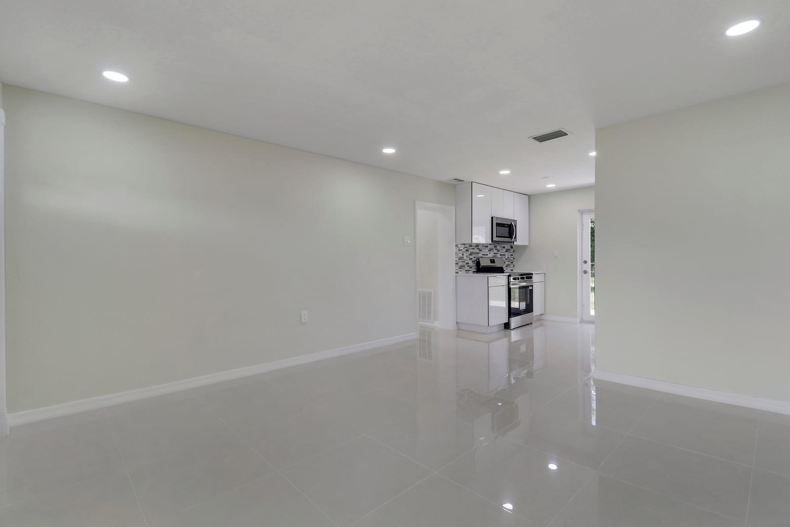 4785 Clinton Boulevard, Lake Worth, FL 33463 photo 6