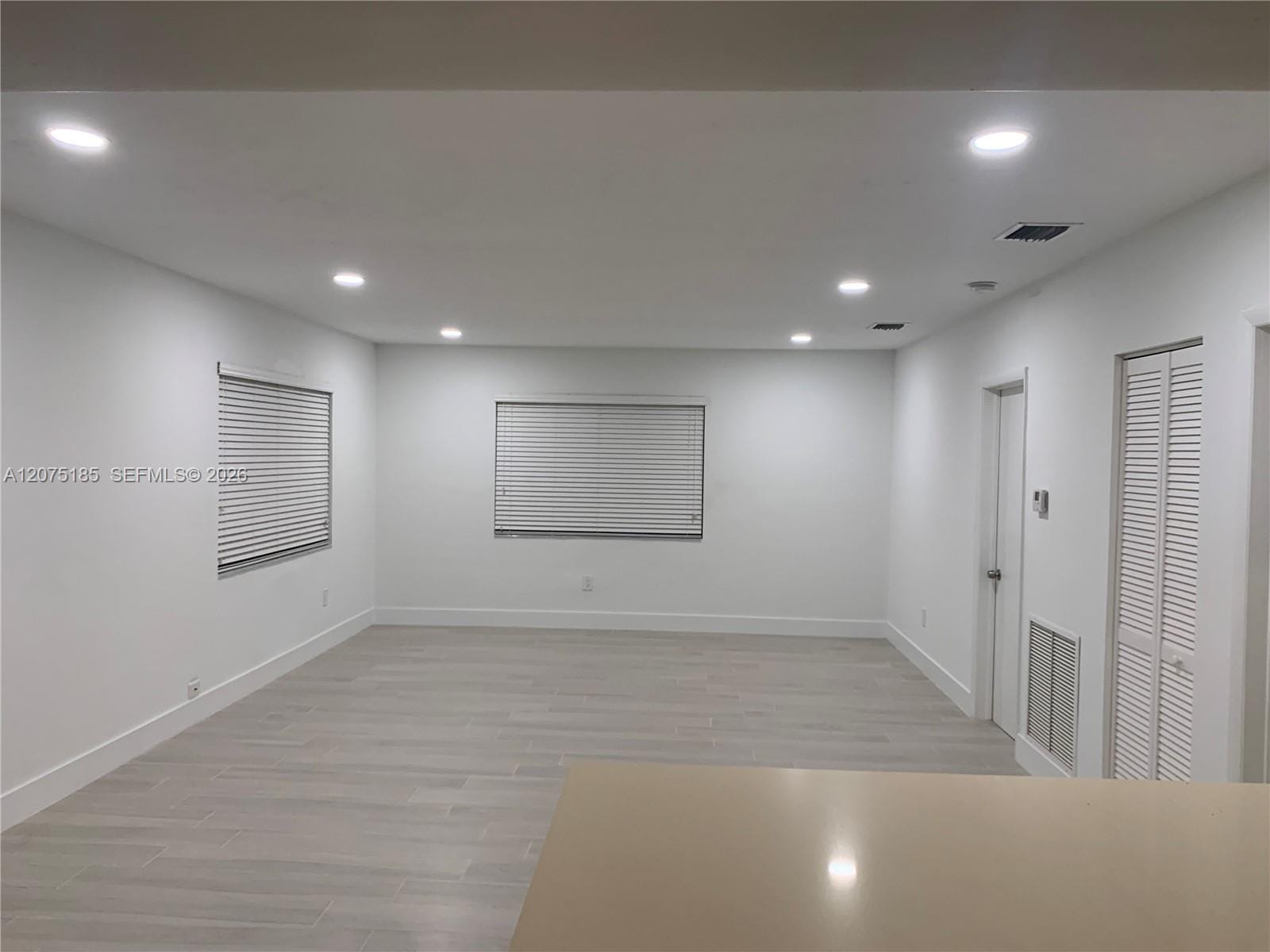 315 Majorca Avenue 3 — photo 2