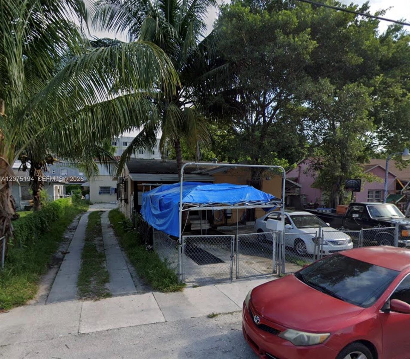 2283 NW 35th Street, Miami, FL 33142