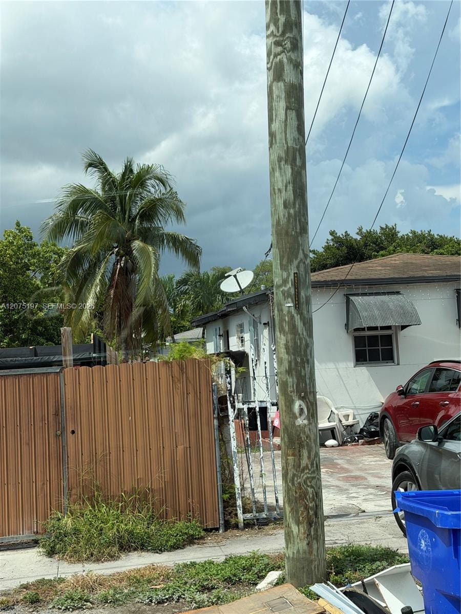 2651 NW 33rd Street, Miami, FL 33142 photo 3