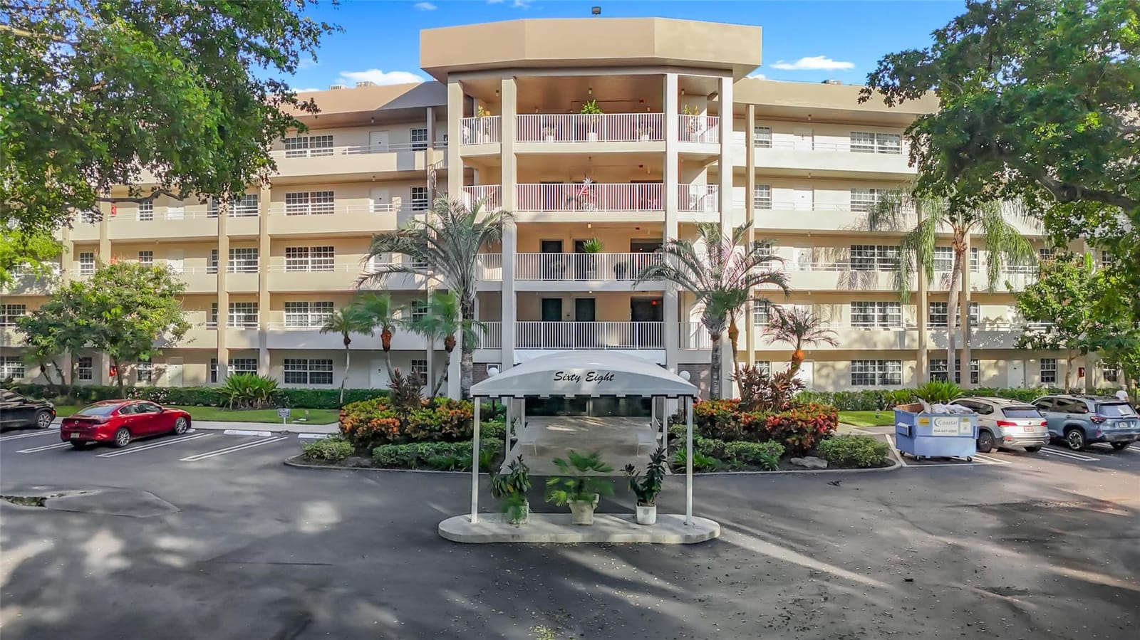 545 Oaks Lane 410, Pompano Beach, FL 33069