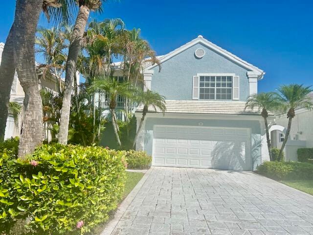 10 Blenheim Court — photo 2