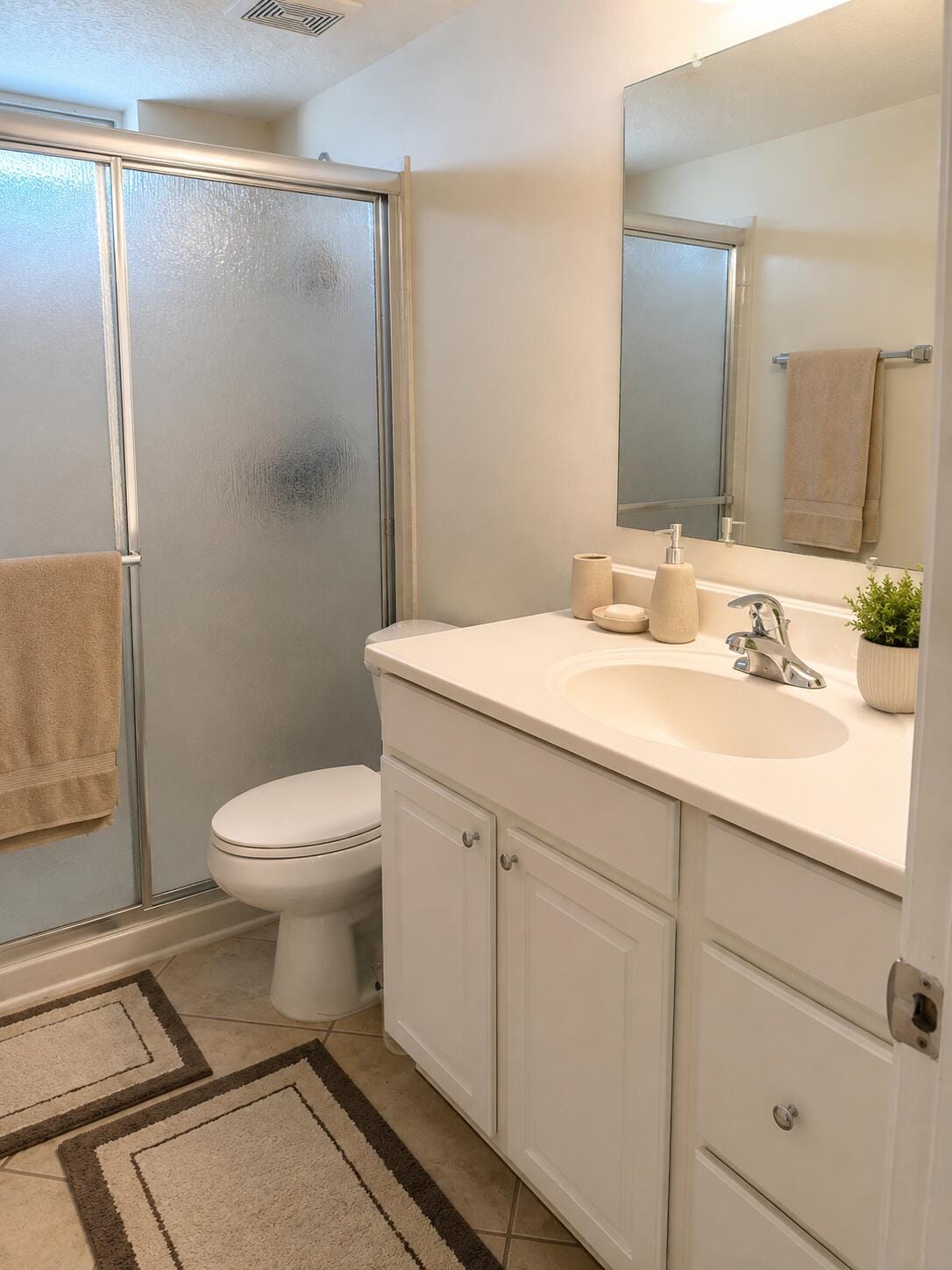 230 NE 26TH Avenue 404 — photo 9