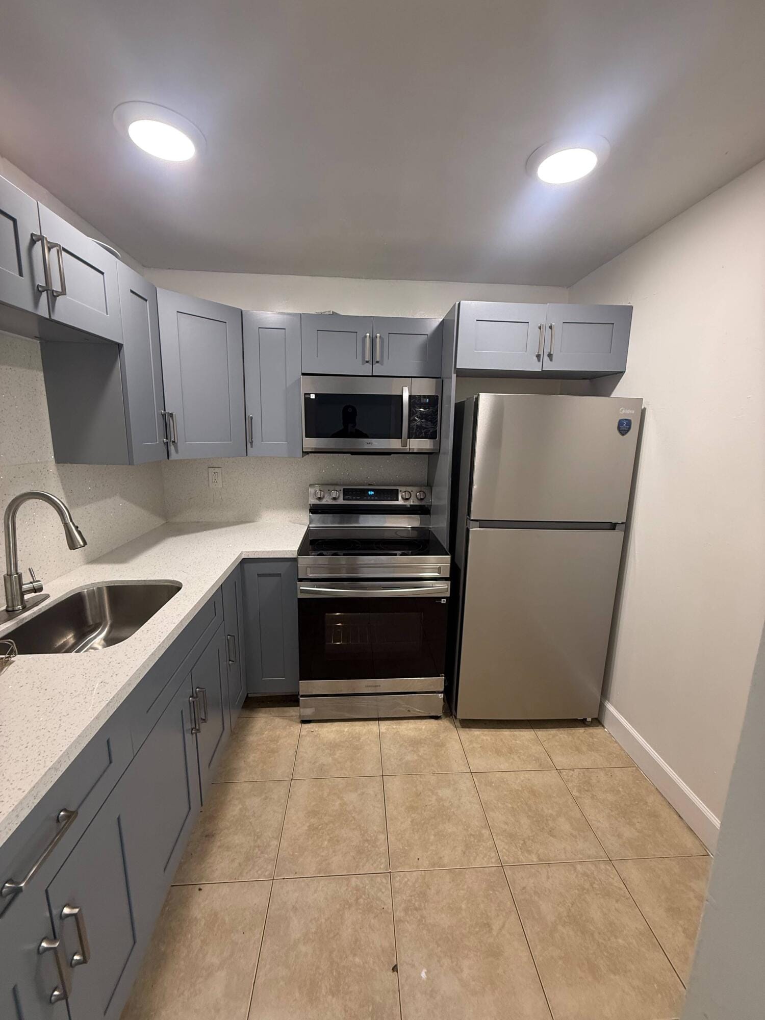 482 NW 165TH ST Road A-301, Miami, FL 33169 photo 7