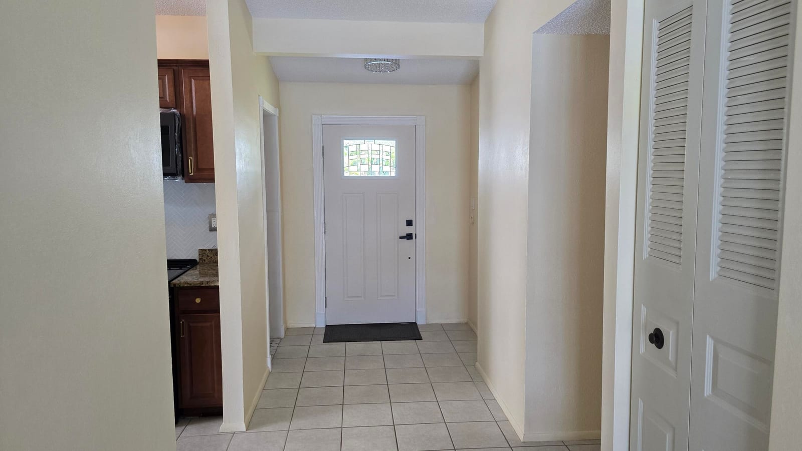 118 CAMBRIDGE Lane — photo 2