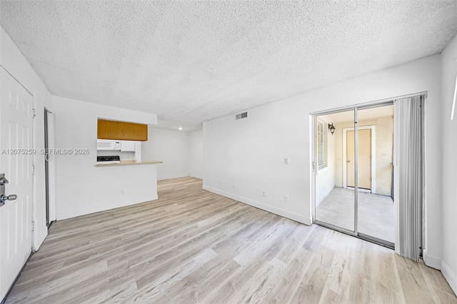 1237 SW 46th Avenue 806, sold in ZIP 33069, Pompano Beach, FL