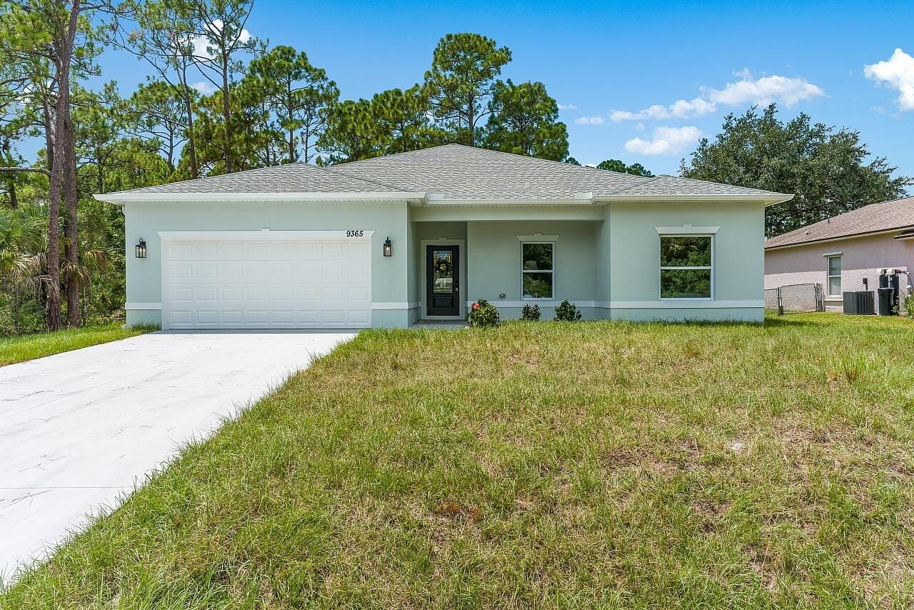 9365 107th Avenue, Vero Beach, FL 32967