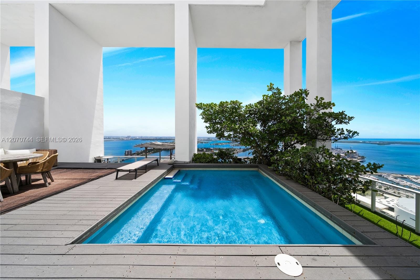 1040 Biscayne Boulevard 4602 — photo 4