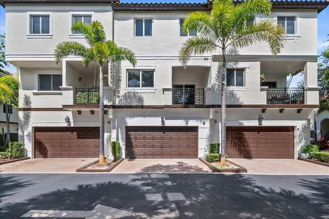 1403 Coastal Bay Boulevard, Boynton Beach, FL 33435