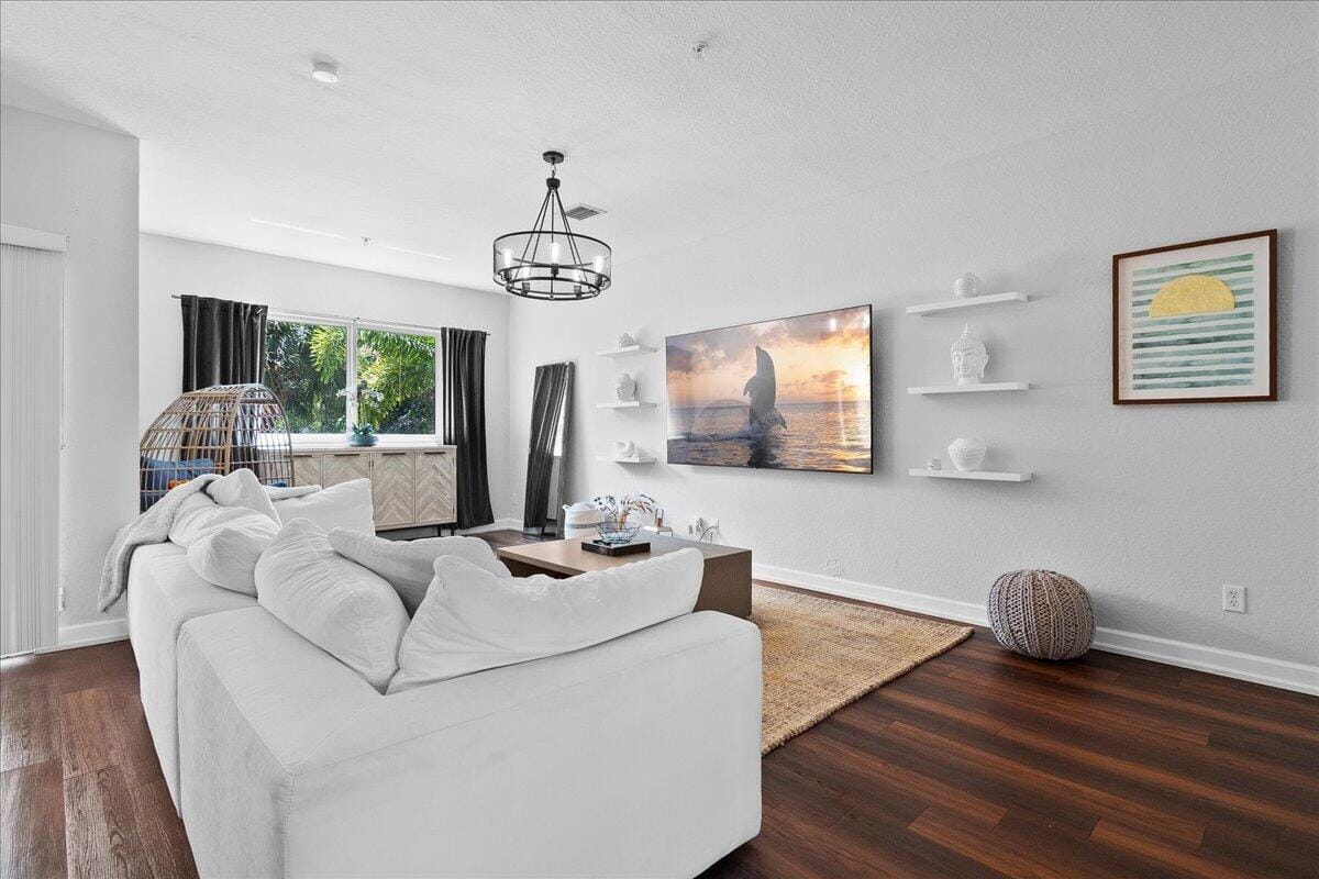 1403 Coastal Bay Boulevard — photo 11
