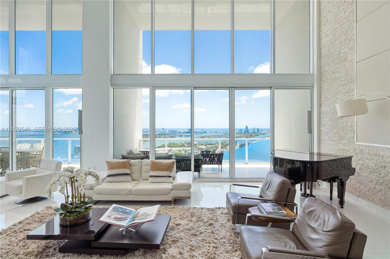 1040 Biscayne Boulevard 4403, Miami, FL 33132 photo 6