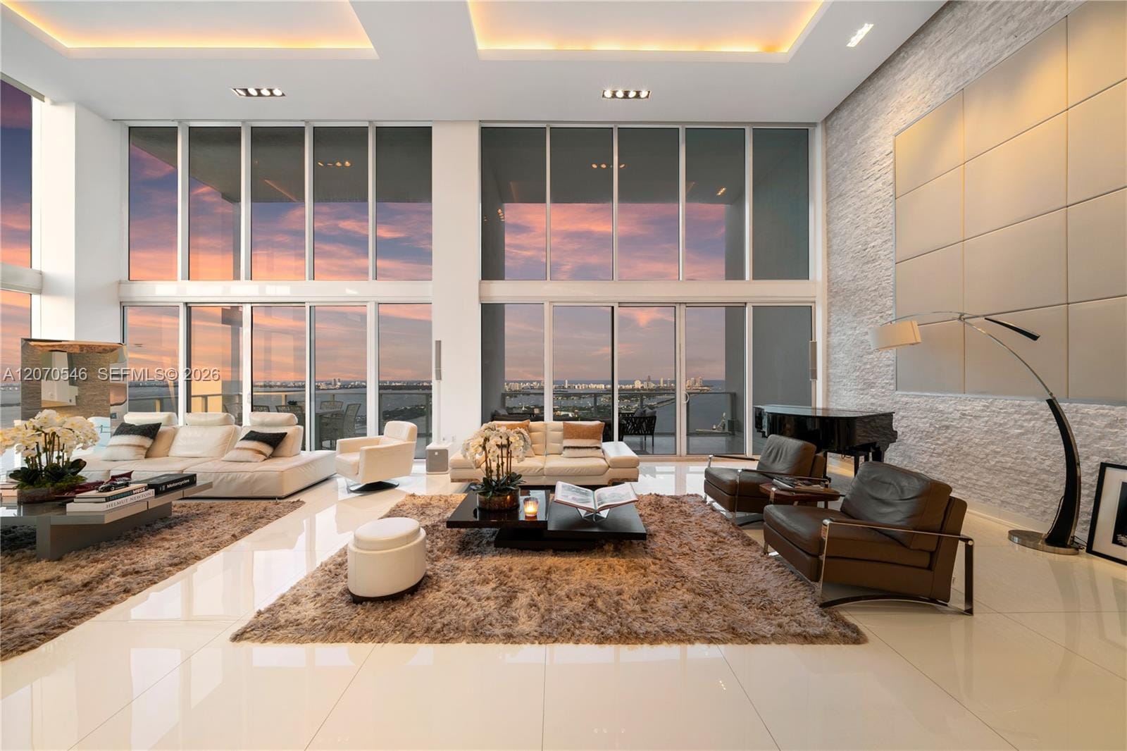 1040 Biscayne Boulevard 4403, Miami, FL 33132 photo 8