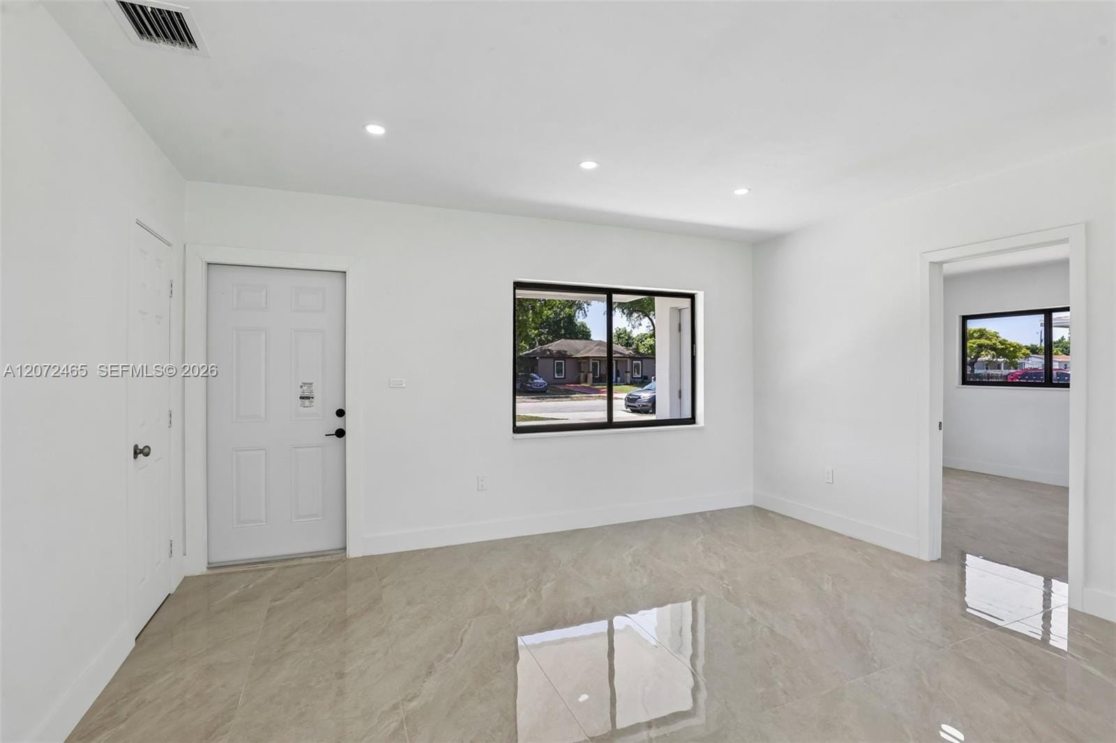 521 NW 189th Terrace — photo 9