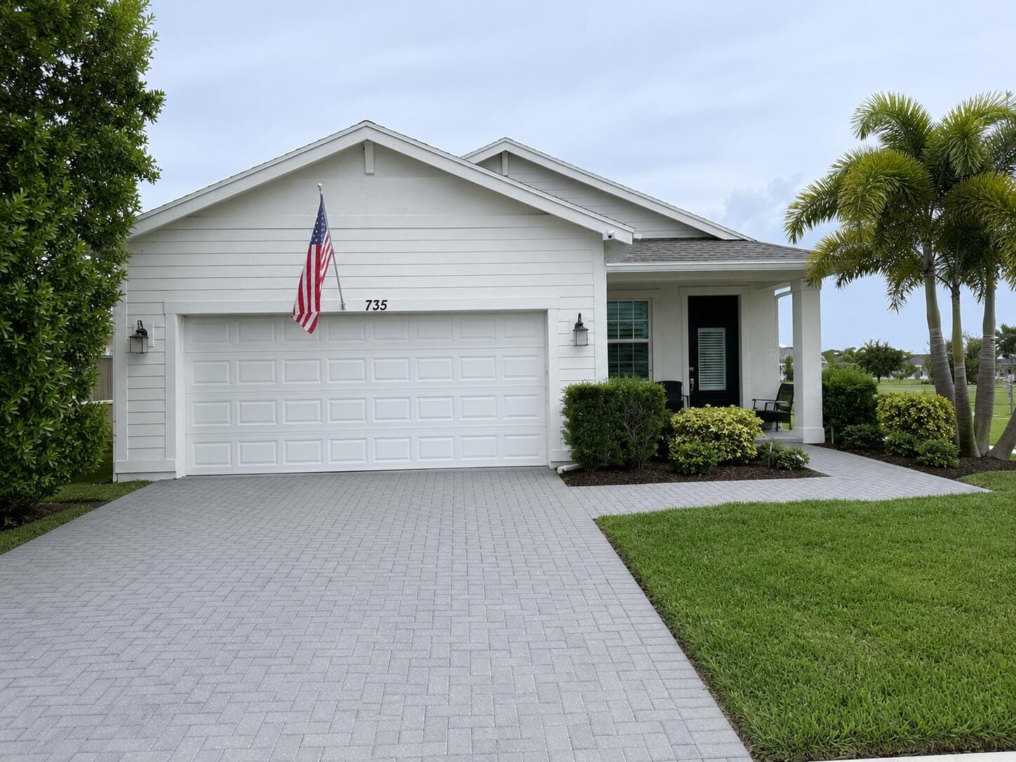 Pending home at 735 SE WOODBINE Road, Port St. Lucie, FL 34984