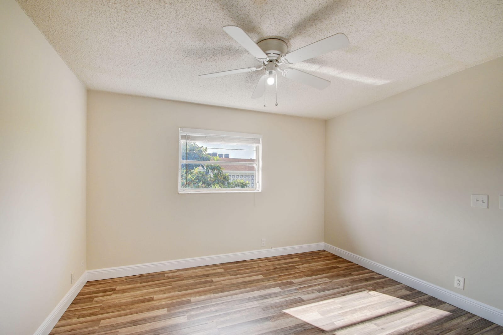 1733 3rd Avenue N 24, Lake Worth, FL 33460 photo 14