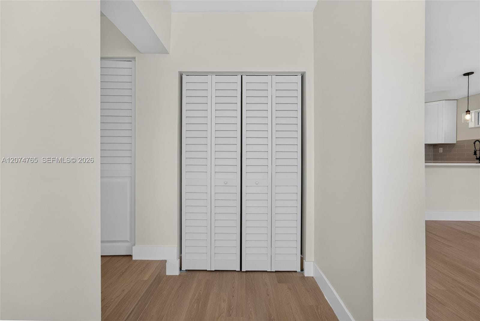 2390 Superior Street — photo 7