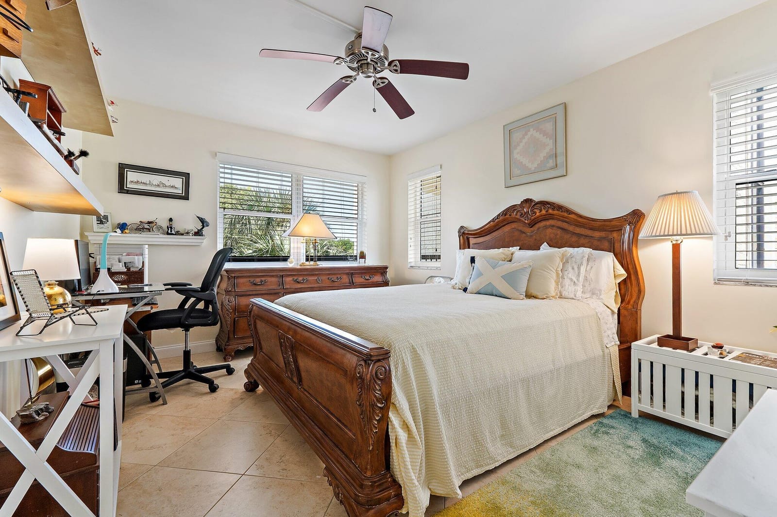 374 Golfview Road 405 — photo 12