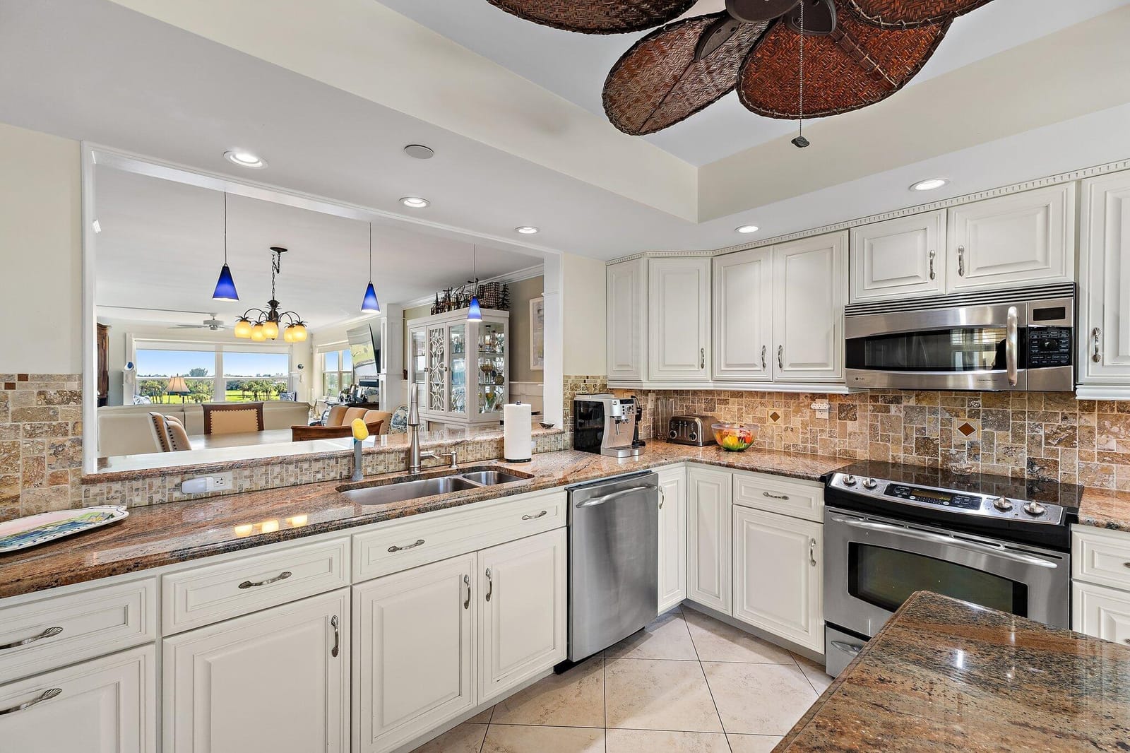 374 Golfview Road 405, North Palm Beach, FL 33408 photo 25