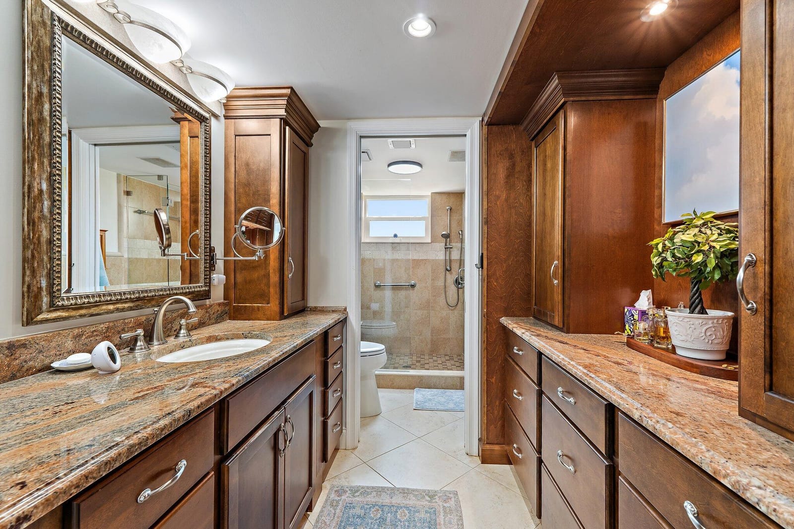 374 Golfview Road 405 — photo 10