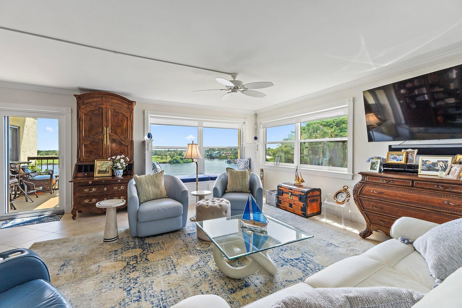 374 Golfview Road 405, North Palm Beach, FL 33408