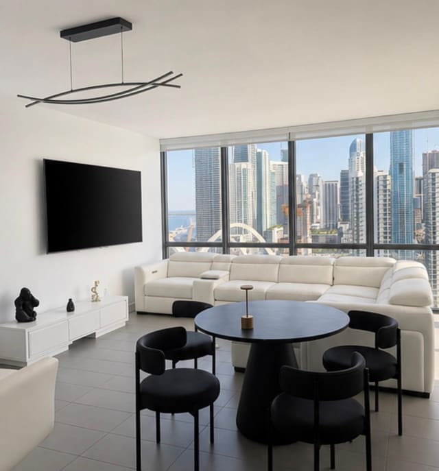 1600 NE 1st Avenue 2810, Miami, FL 33132