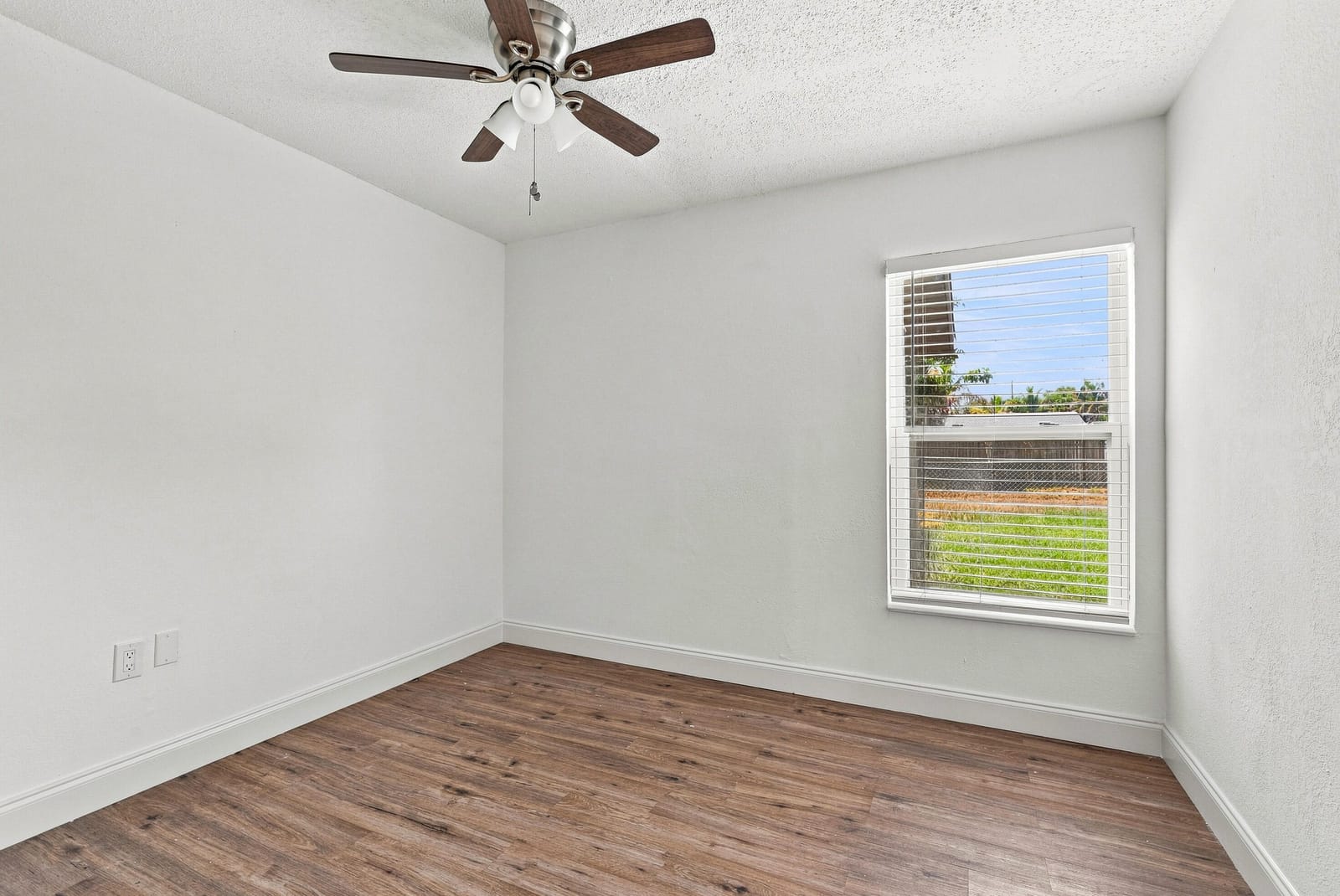 5884 S 38th Street, Greenacres, FL 33463 photo 12