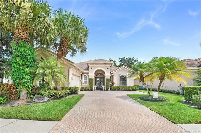 9400 Briarcliff Trace, Port St. Lucie, FL 34986