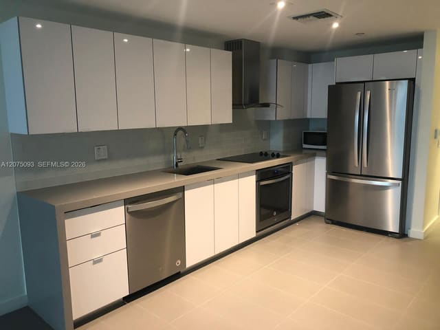 1600 NE 1st Avenue 1102, Canvas, Miami, FL