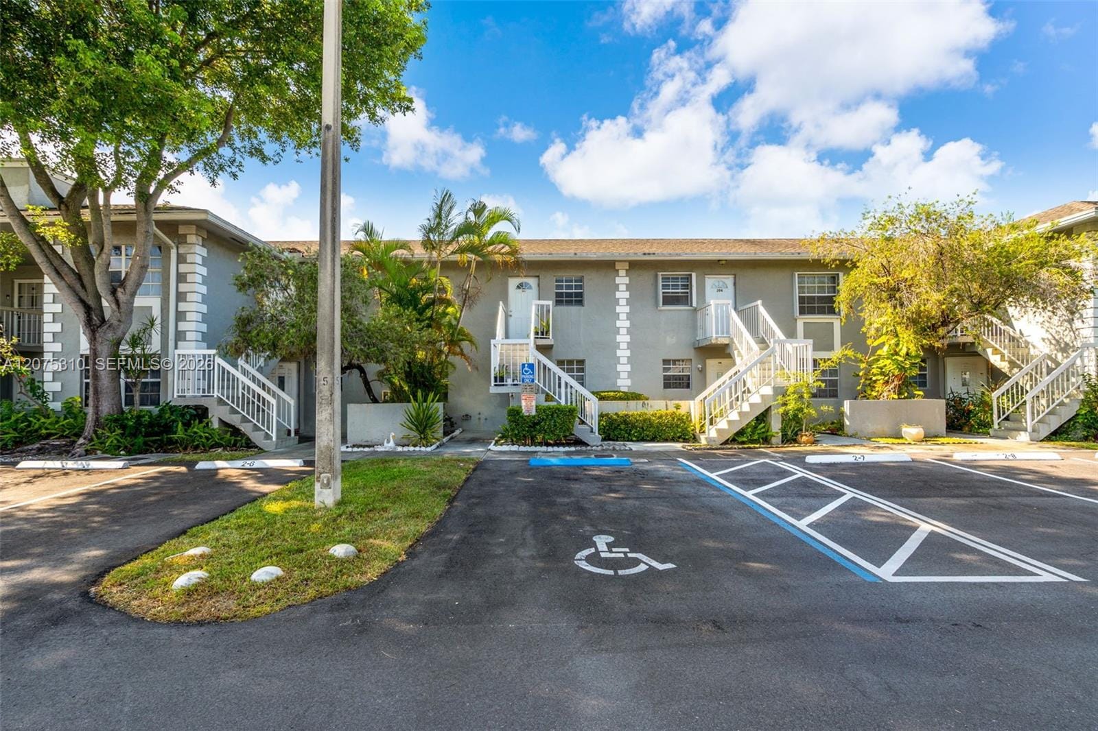 426 NE 210th Cir Terrace 103-2, Miami, FL 33179 photo 27