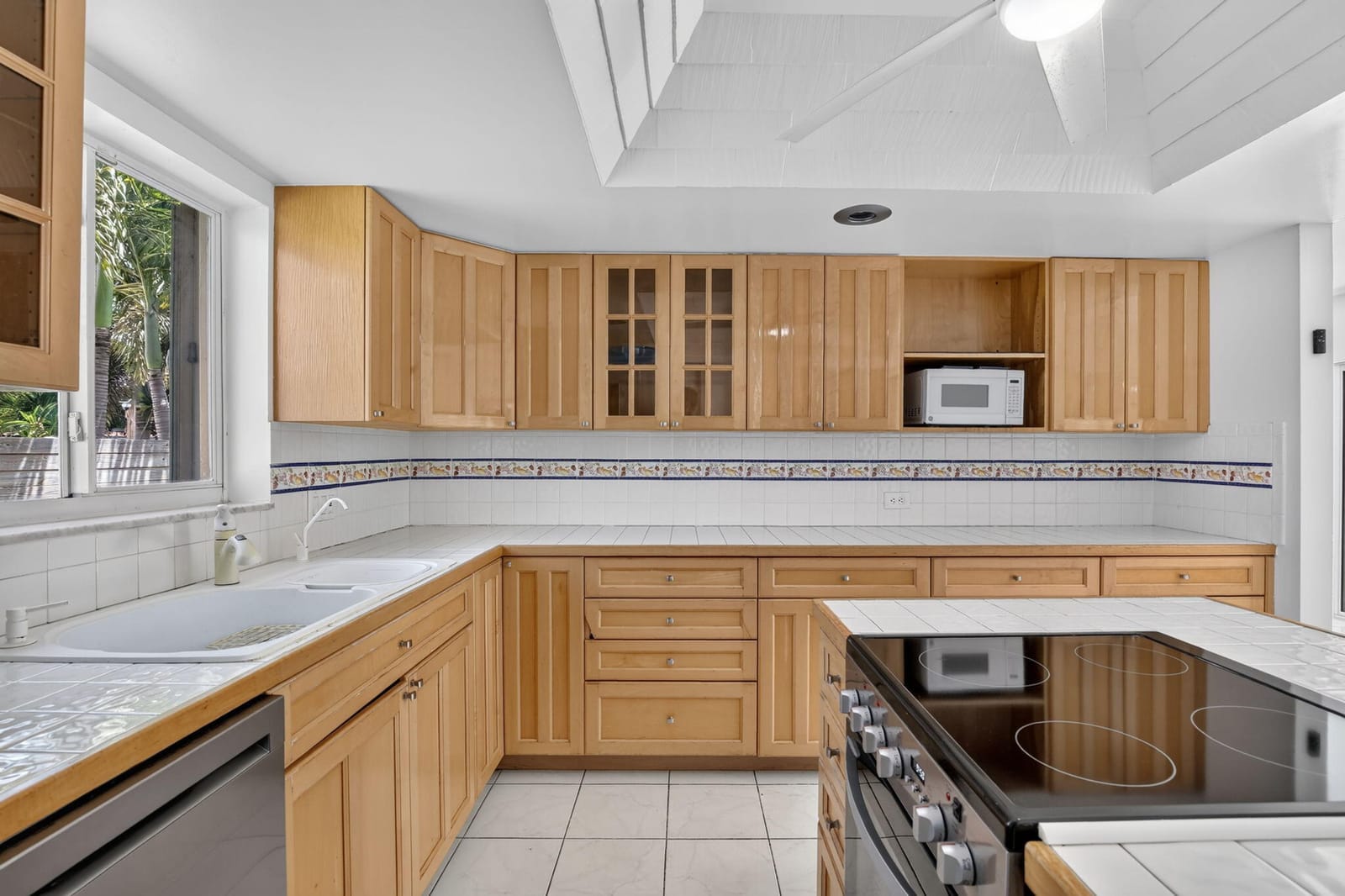 1820 SW 67th Terrace, Plantation, FL 33317 photo 13