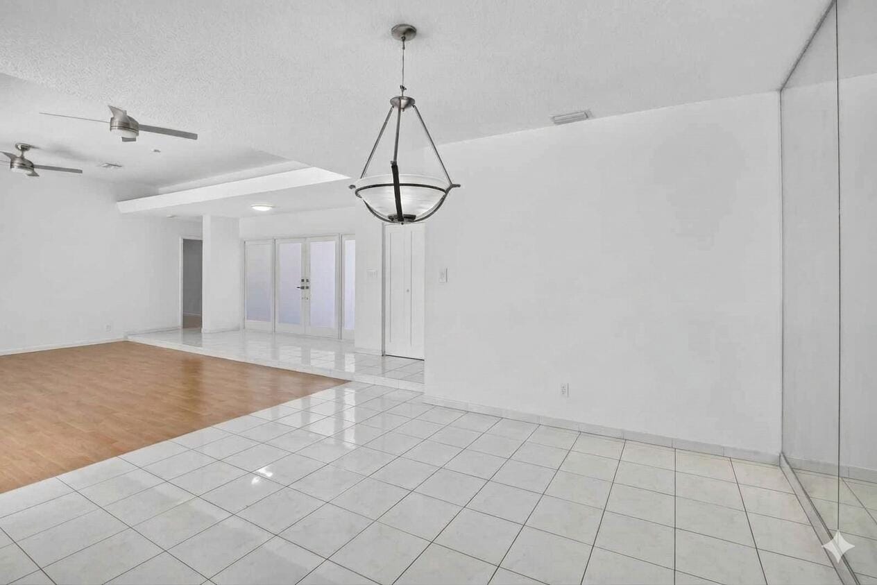 1820 SW 67th Terrace — photo 9