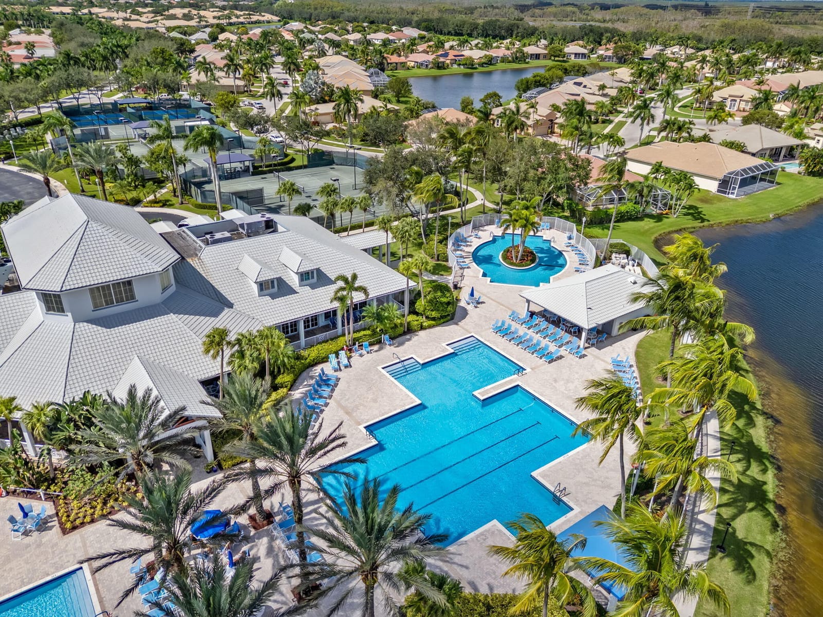 9139 Bay Harbour Circle, West Palm Beach, FL 33411 photo 14