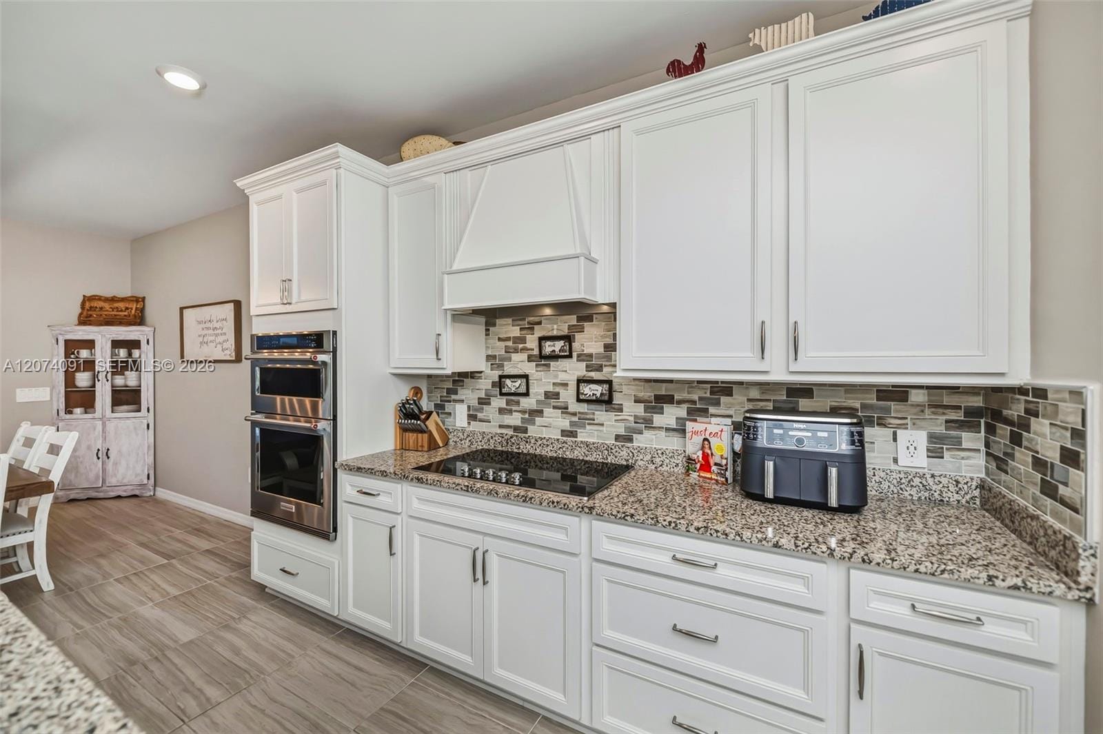 16241 Rosemallow Lane, FL 33920 photo 27