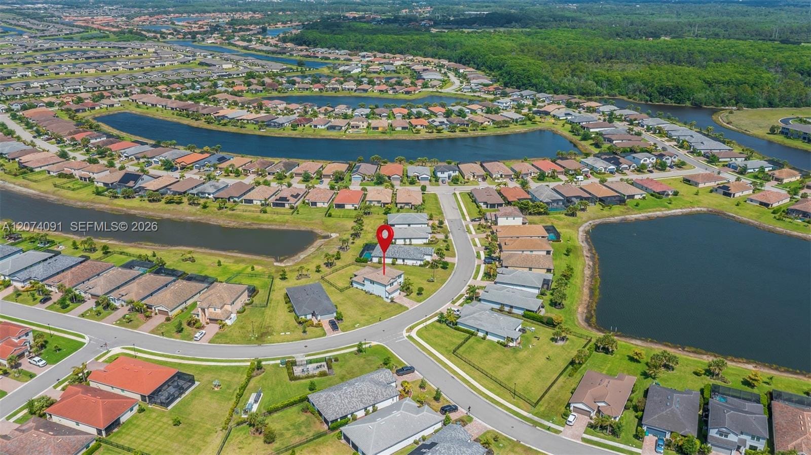 16241 Rosemallow Lane, FL 33920 photo 9