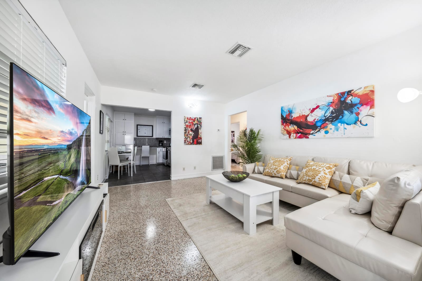 1420 MIAMI Road C, Fort Lauderdale, FL 33316