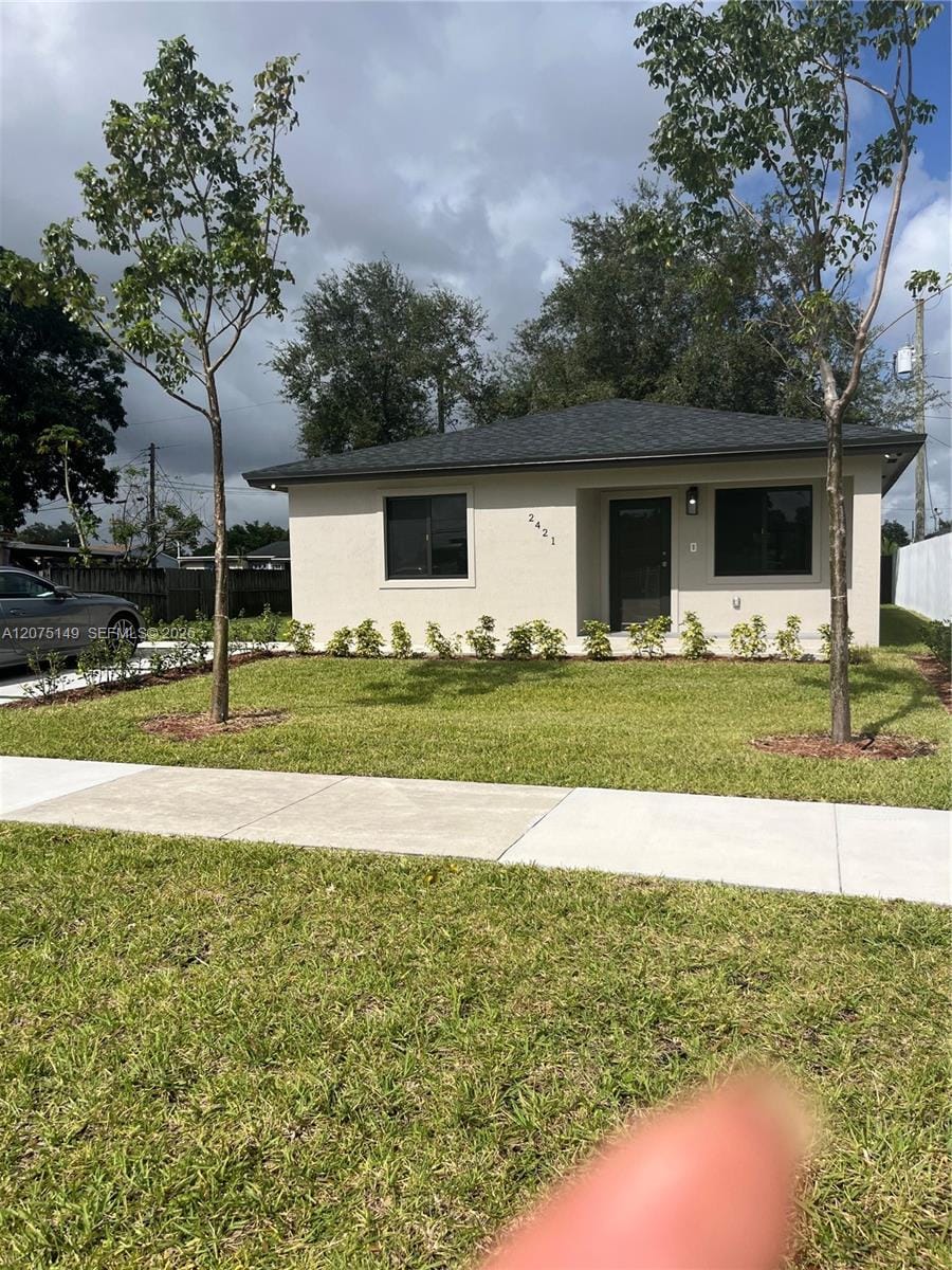 2421 NW 152nd Terrace — photo 3