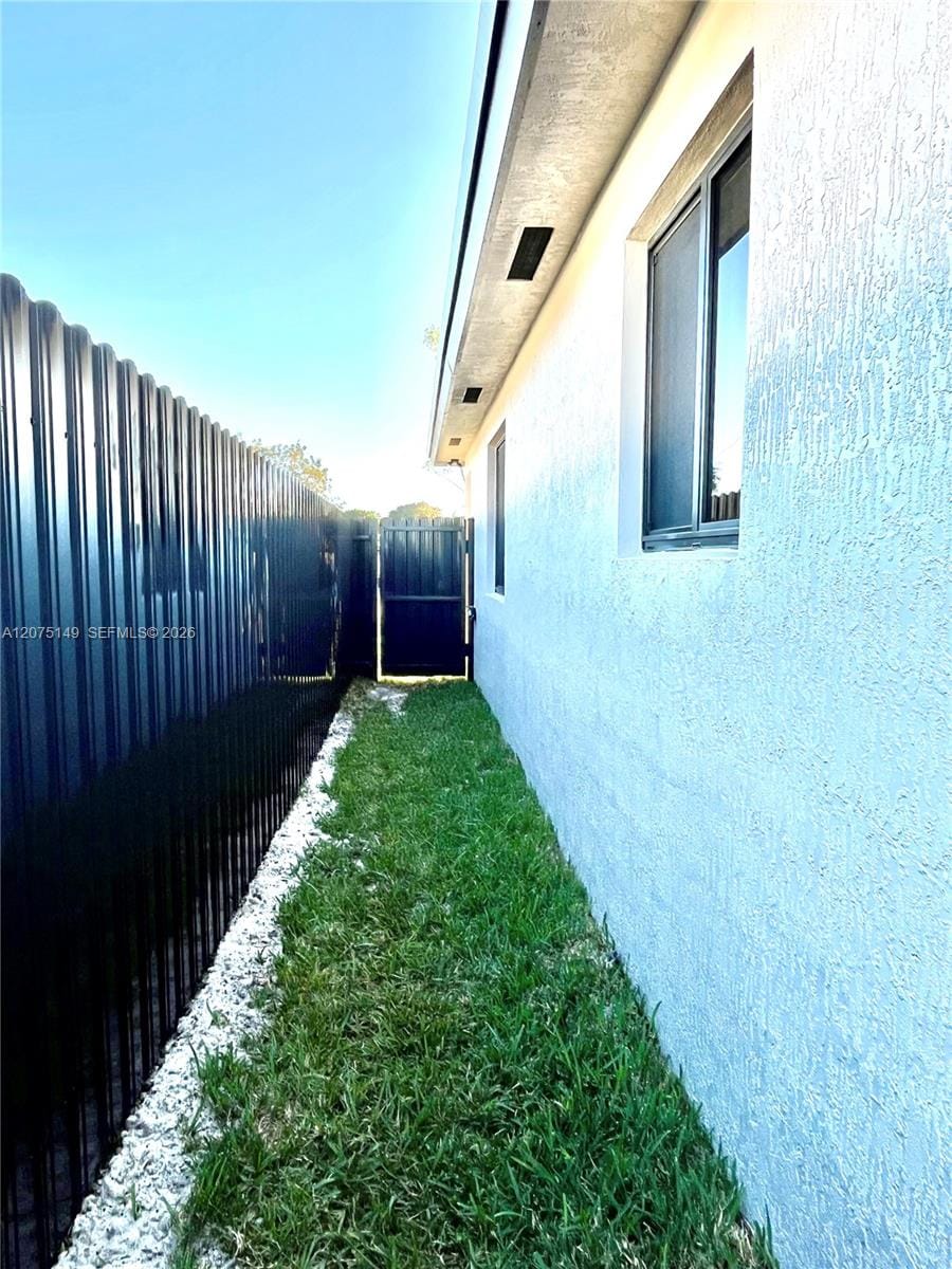 2421 NW 152nd Terrace — photo 5