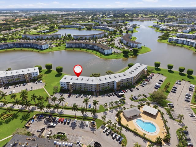2069 Guildford D, Boca Raton, FL 33434