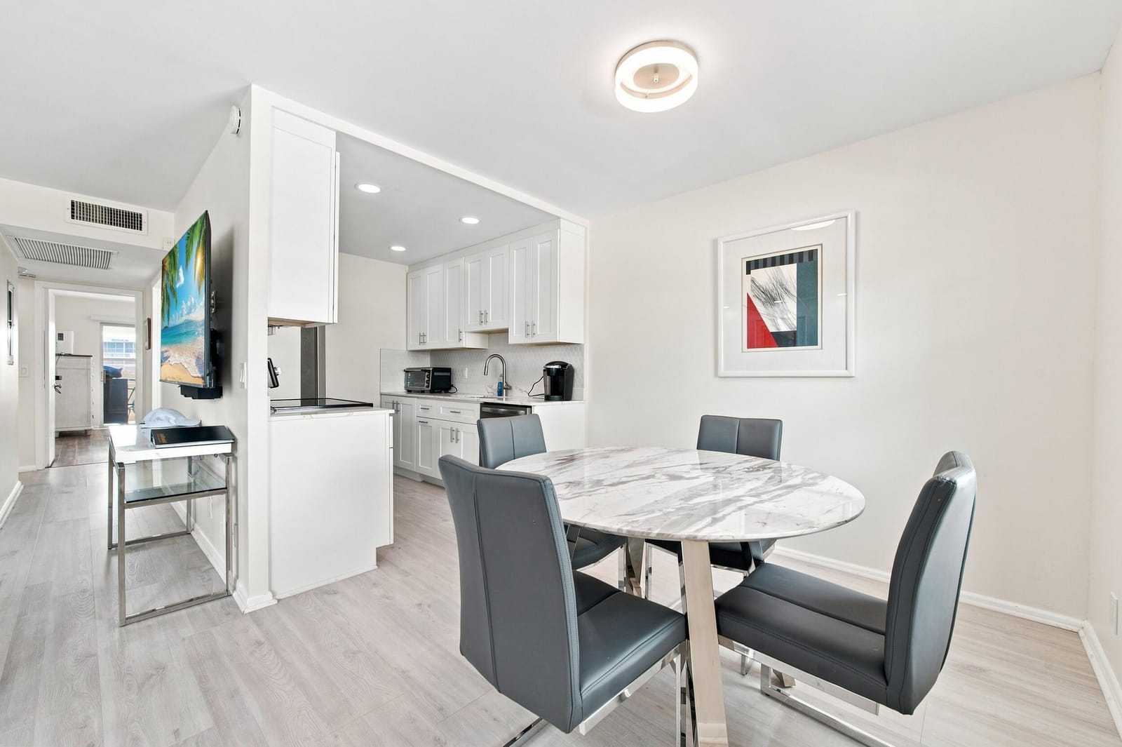 2069 Guildford D D — photo 4