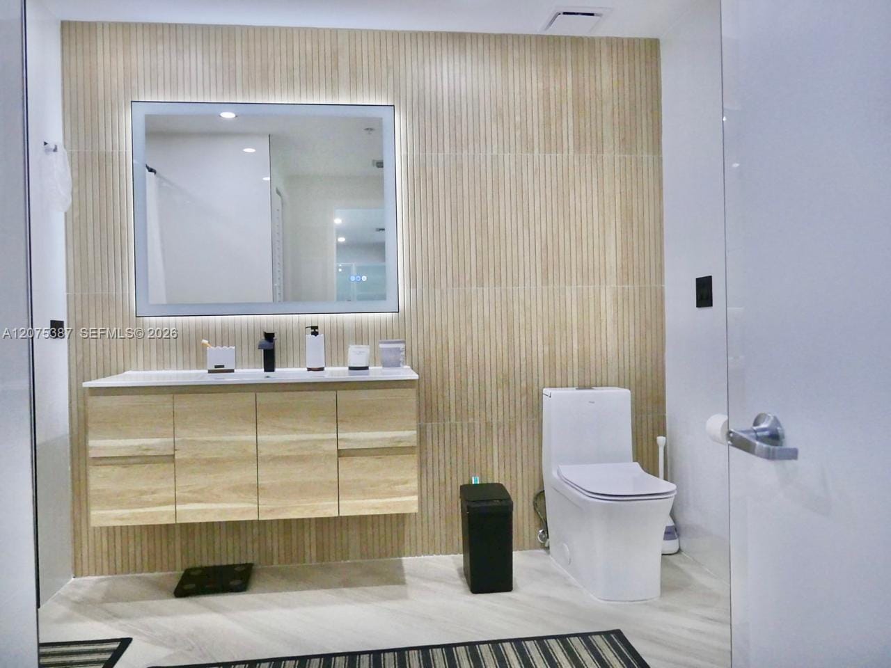 3301 NE 1st Avenue H0915 — photo 12