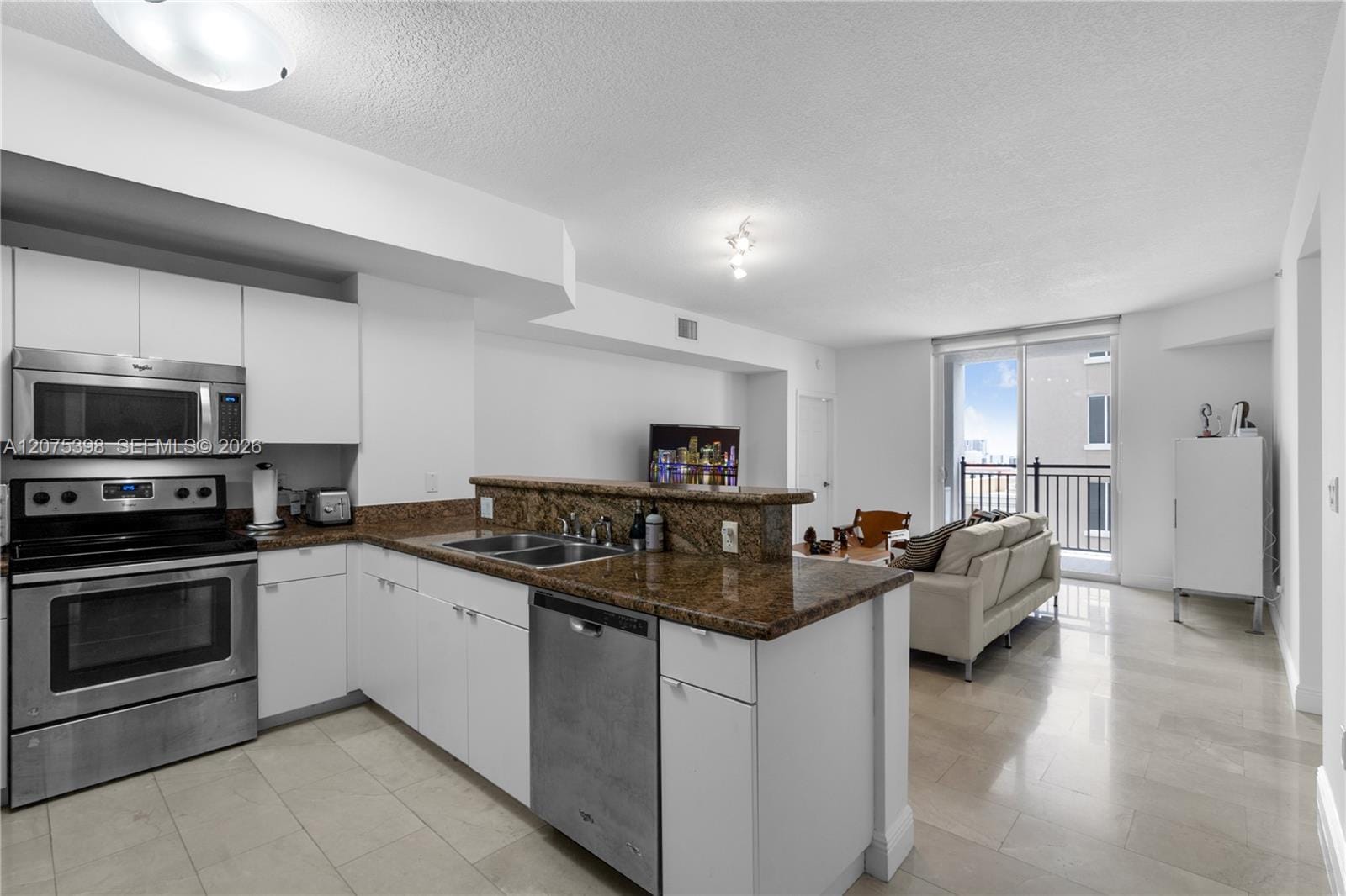 357 Almeria Avenue 1105 — photo 2