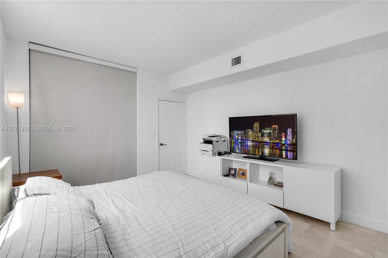 357 Almeria Avenue 1105 — photo 9