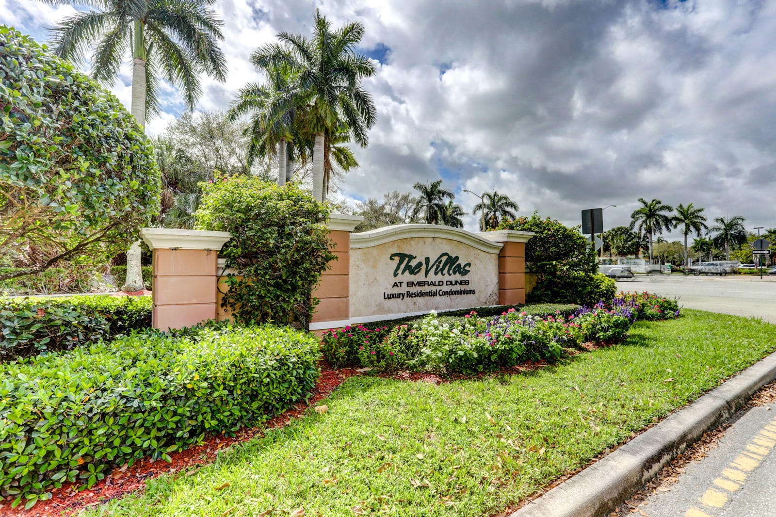 6370 EMERALD DUNES Drive 203, West Palm Beach, FL 33411 photo 19